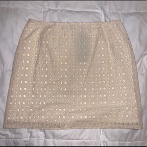 Francesca’s Ivory Pencil Skirt